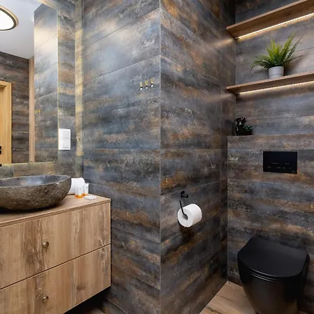 Exclusive In With Balcony, Parking, Gym And Sauna By Renters Katovice