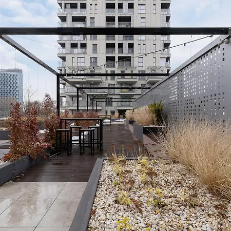 Exclusive In With Balcony, Parking, Gym And Sauna By Renters Katovice