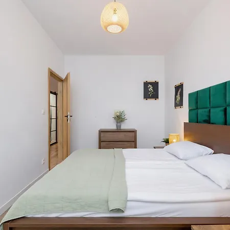 Apartmán Exclusive In With Balcony, Parking, Gym And Sauna By Renters