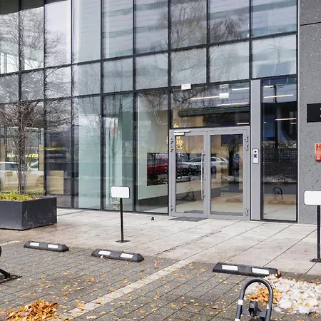 Exclusive In With Balcony, Parking, Gym And Sauna By Renters