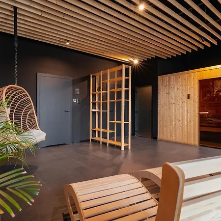 Apartament Exclusive In With Balcony, Parking, Gym And Sauna By Renters *