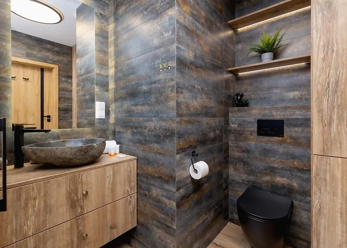 Exclusive In With Balcony, Parking, Gym And Sauna By Renters Katowice