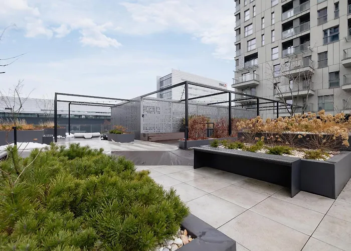 Exclusive In With Balcony, Parking, Gym And Sauna By Renters Apartamento *